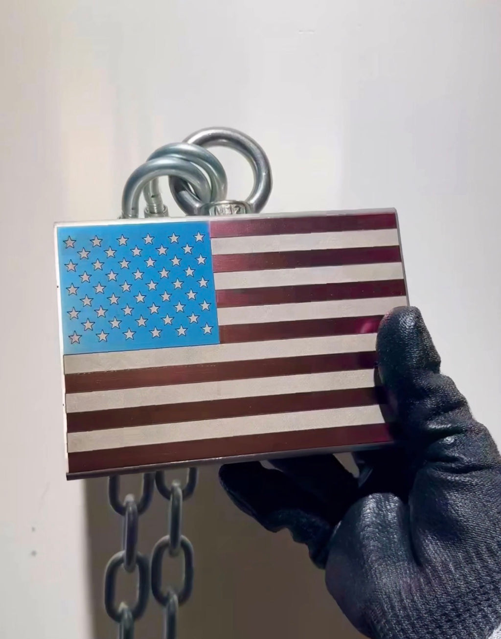 Deep Engraved Pinch Grip